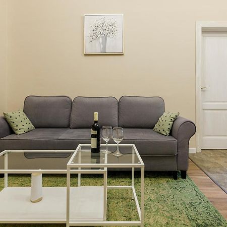 Beautiful Apartment In Heart Of Historical Center Тимишоара Экстерьер фото