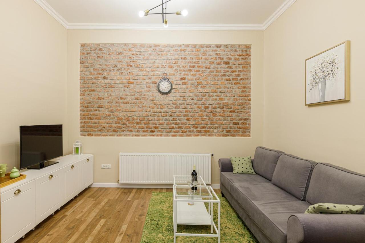 Beautiful Apartment In Heart Of Historical Center Тимишоара Экстерьер фото