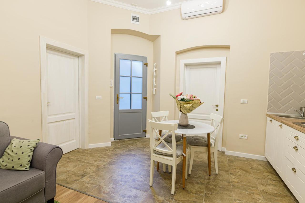 Beautiful Apartment In Heart Of Historical Center Тимишоара Экстерьер фото