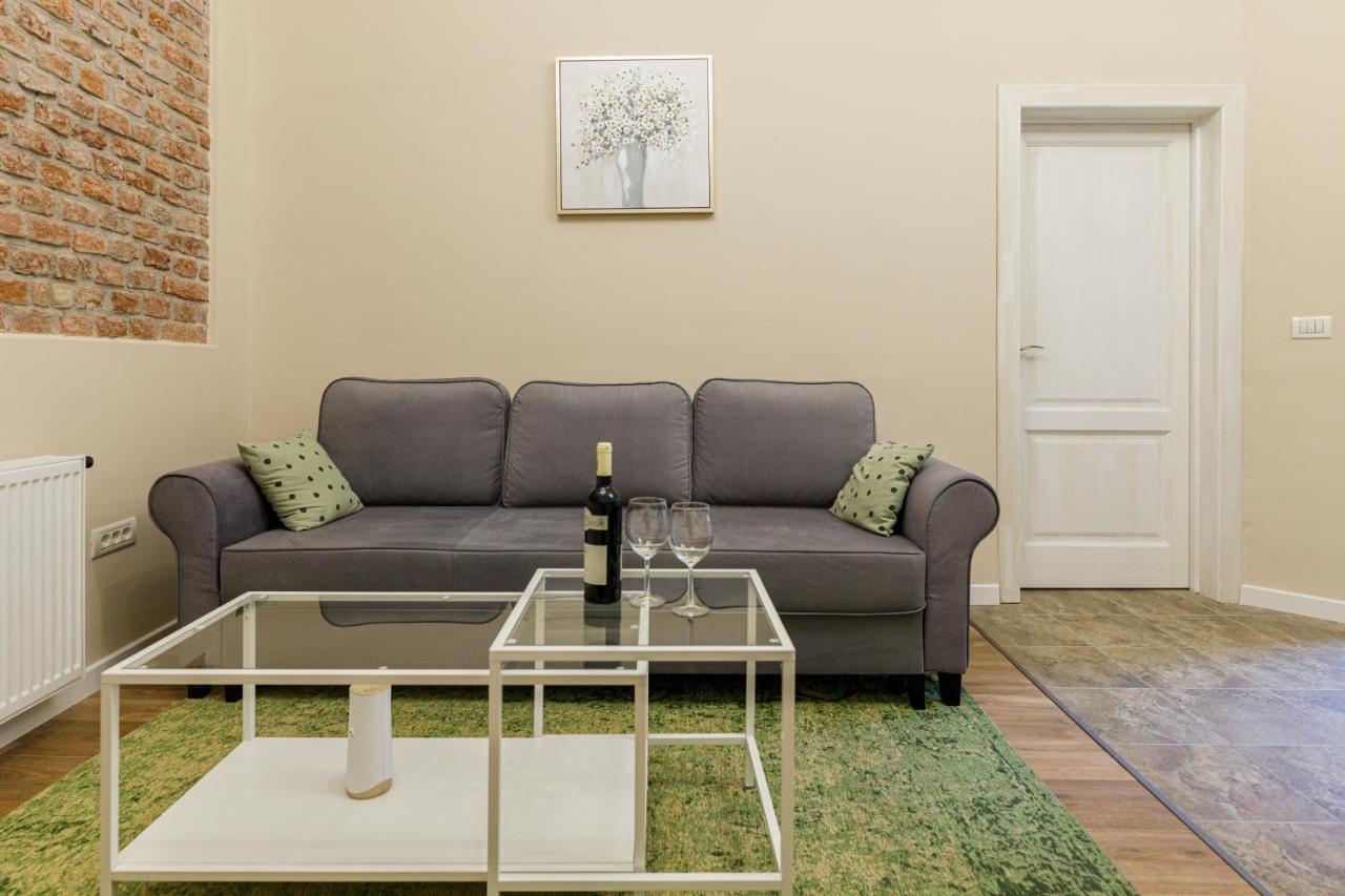 Beautiful Apartment In Heart Of Historical Center Тимишоара Экстерьер фото