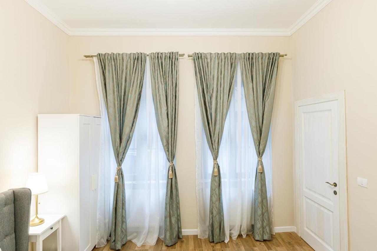 Beautiful Apartment In Heart Of Historical Center Тимишоара Экстерьер фото